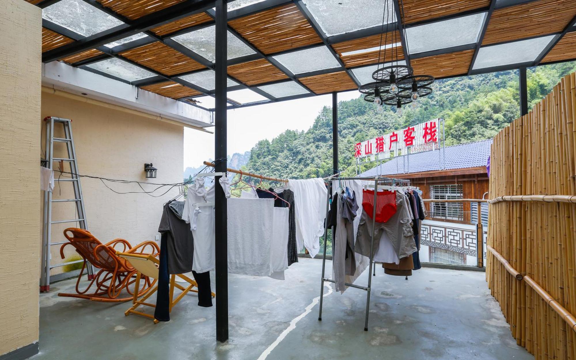 张家界 八戒青年旅舍酒店 外观 照片